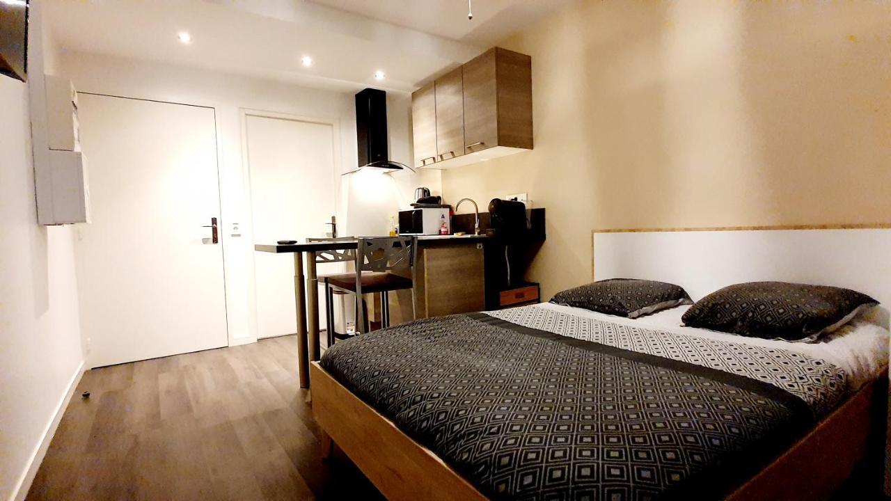Le Studio Cosy D'Angelique Et David Avec Parking Rambouillet Eksteriør billede